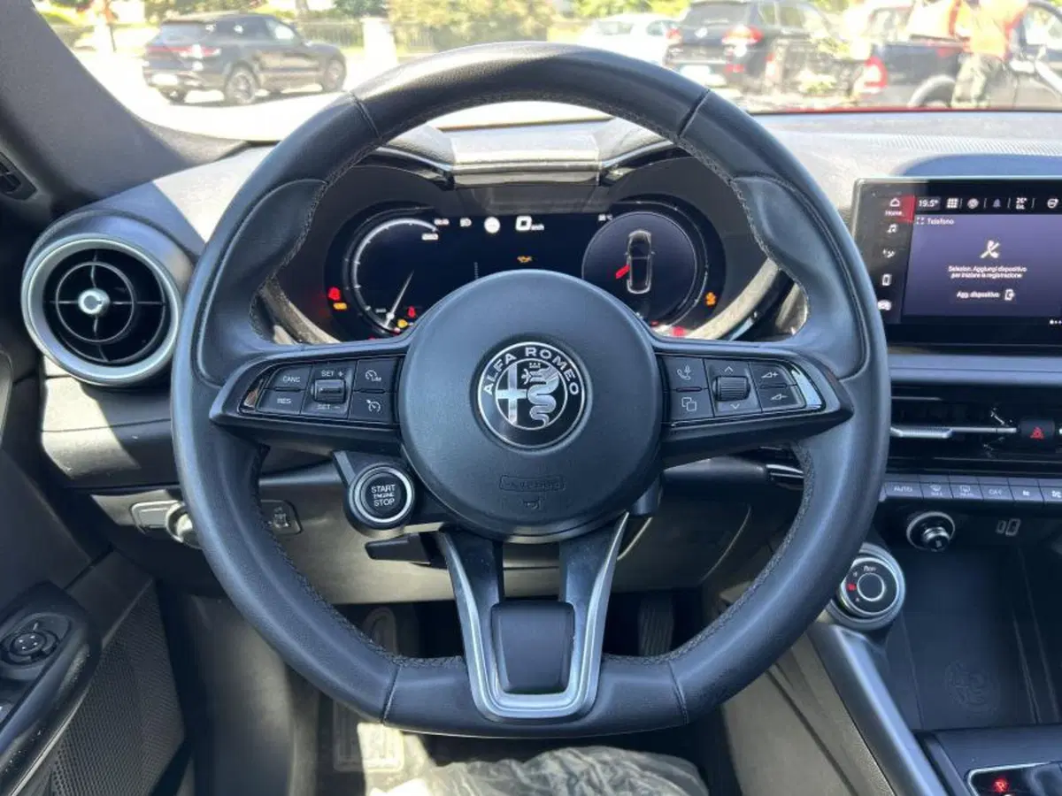 Alfa Romeo Tonale usata a Cuneo (12)