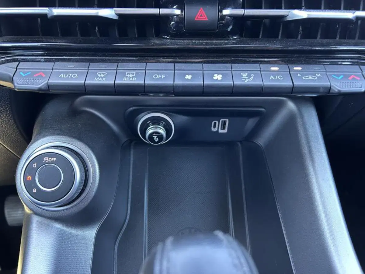 Alfa Romeo Tonale usata a Cuneo (14)