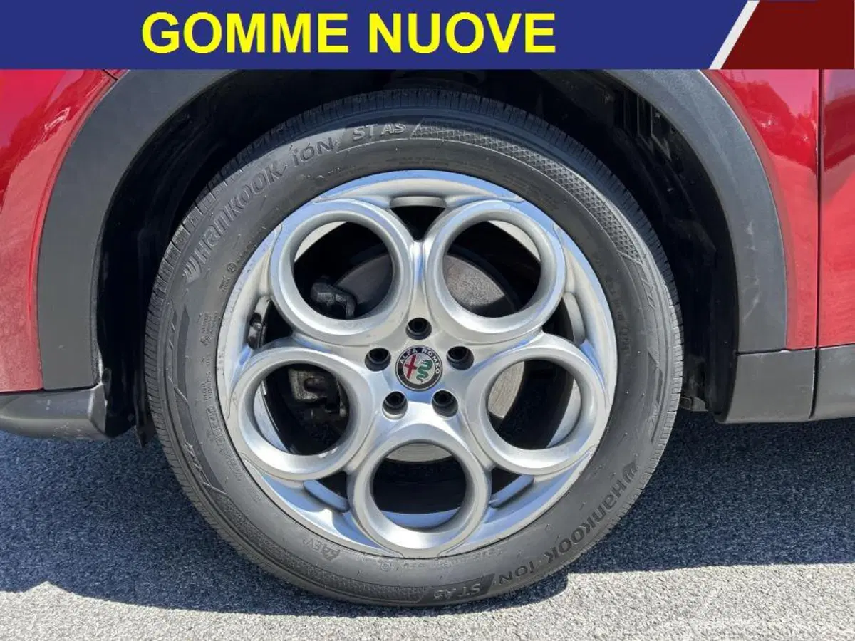 Alfa Romeo Tonale usata a Cuneo (6)
