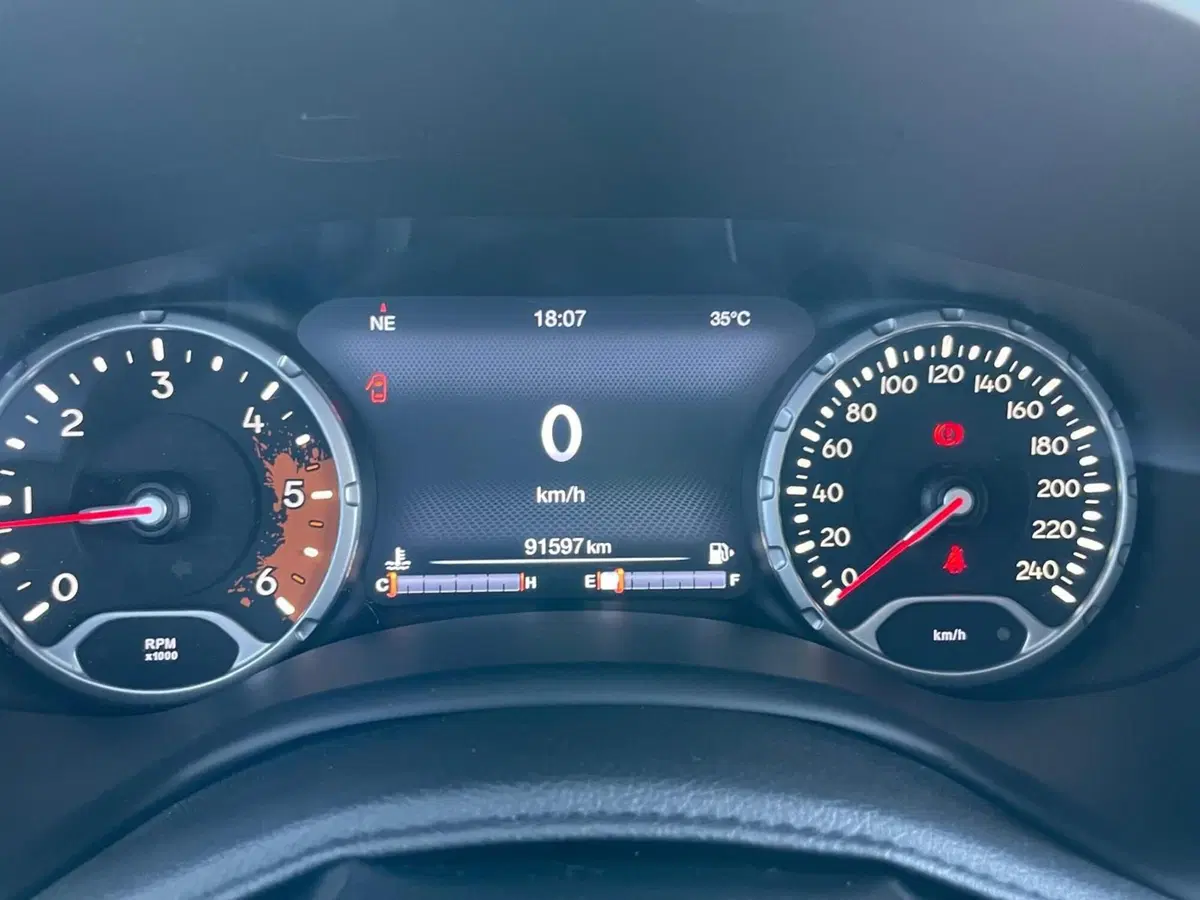 Jeep Renegade usata a Ancona (12)