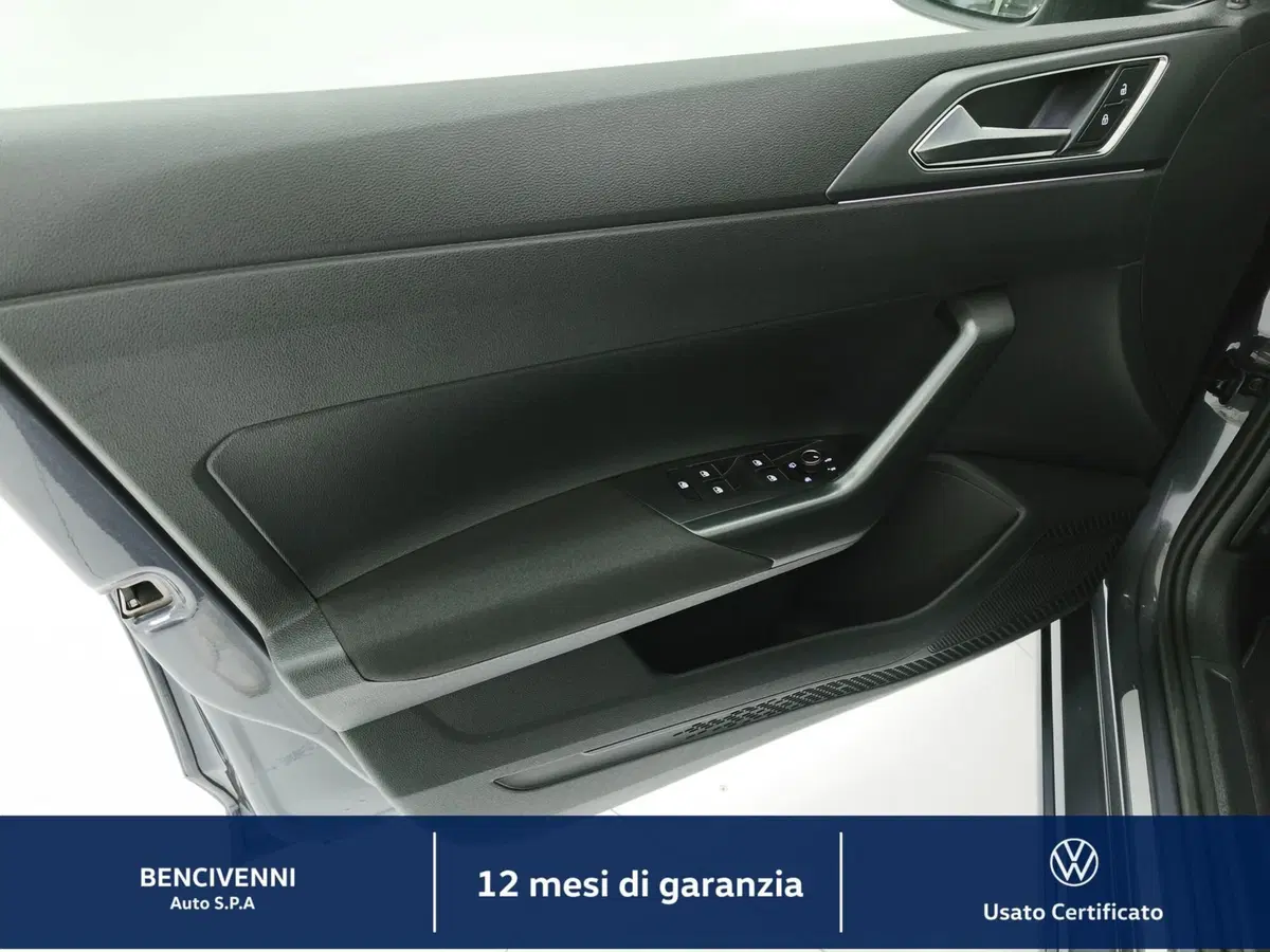 Volkswagen Taigo usata a Catanzaro (16)