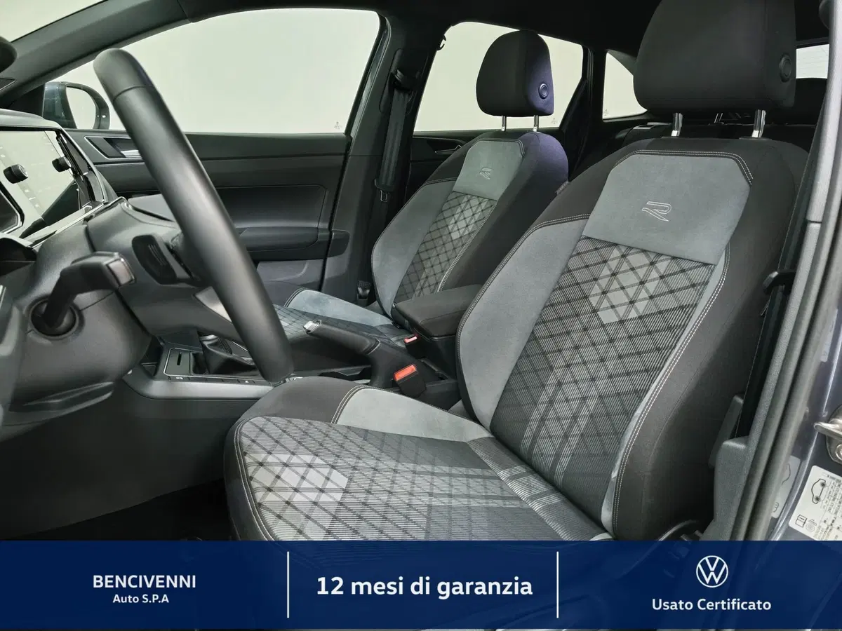 Volkswagen Taigo usata a Catanzaro (17)