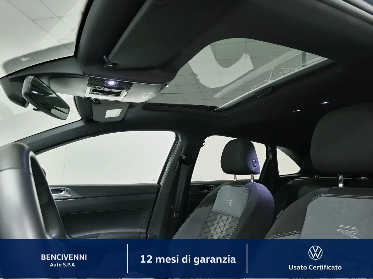 Volkswagen Taigo usata a Catanzaro (18)