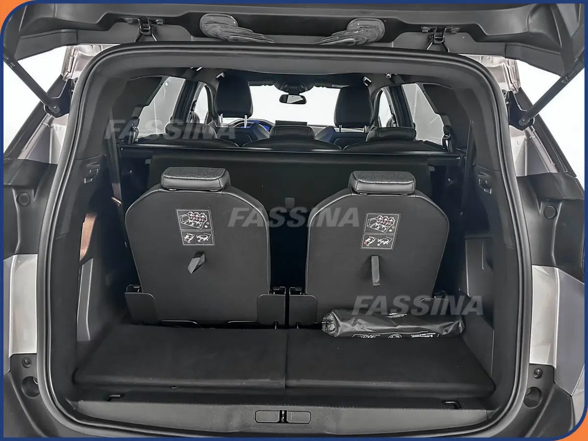 Peugeot 5008 usata a Milano (11)