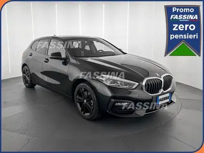 BMW Serie 1 118i 5p. Sport del 2019 usata a Milano