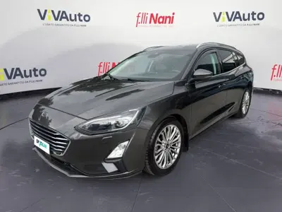 Ford Focus Station Wagon 1.5 EcoBlue 120 CV SW Titanium del 2019 usata a Massa