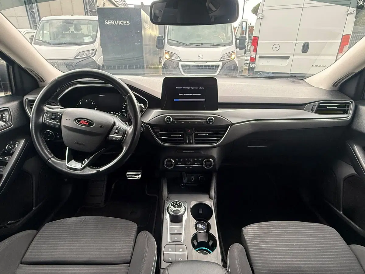 Ford Focus Station Wagon usata a Massa-Carrara (6)