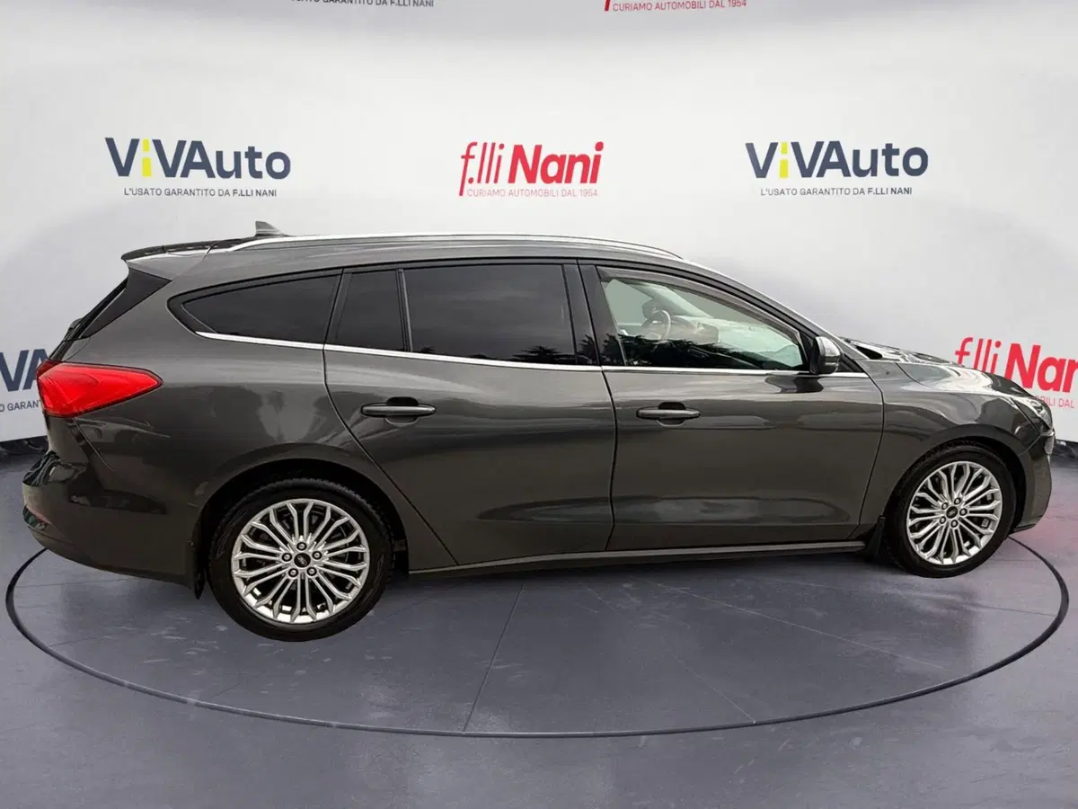 Ford Focus Station Wagon usata a Massa-Carrara (8)
