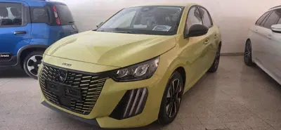 Peugeot 208 PureTech 100 Stop&amp;Start 5 porte Allure nuova a Foggia
