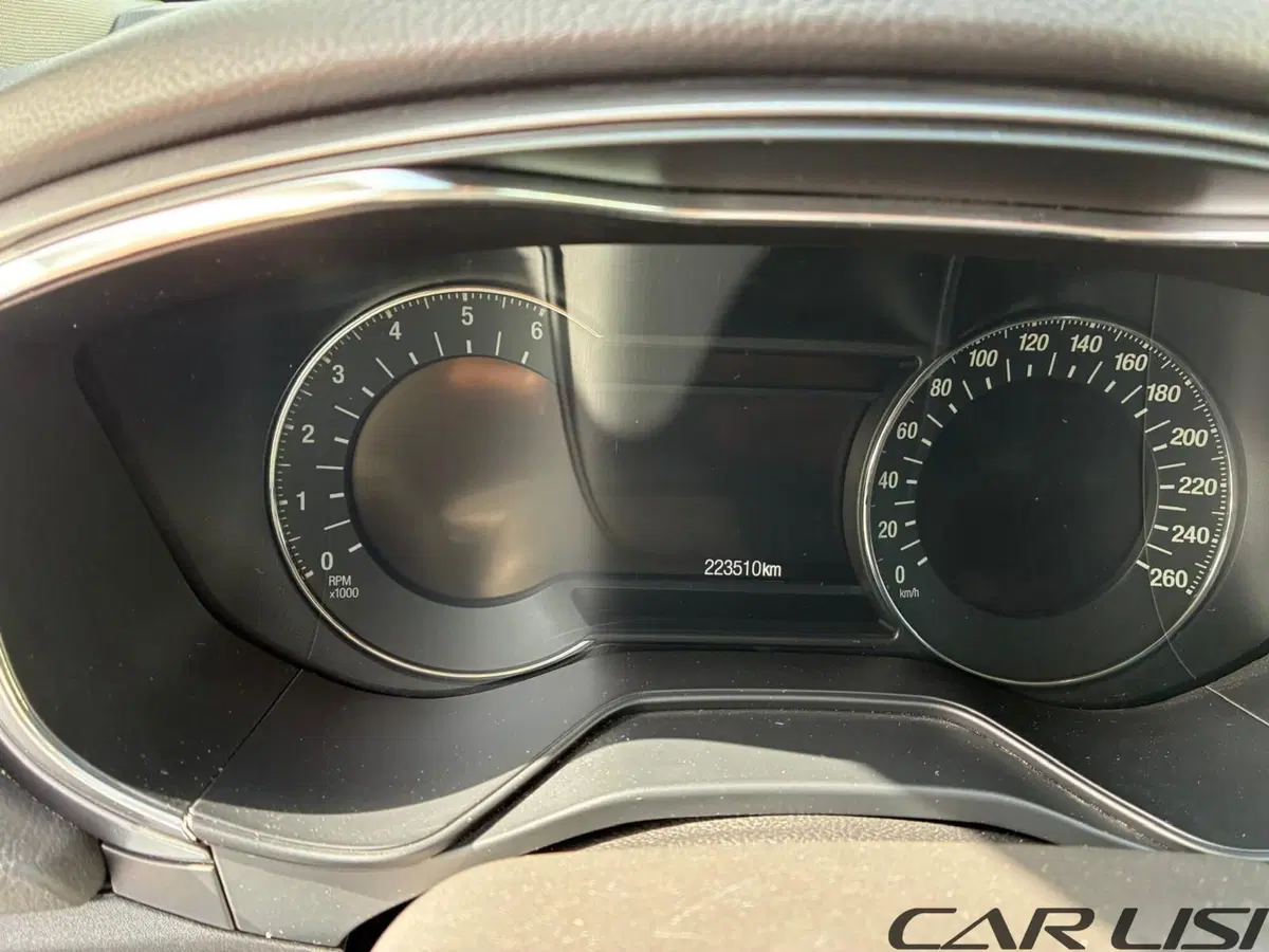Ford Mondeo Station Wagon usata a Foggia (6)
