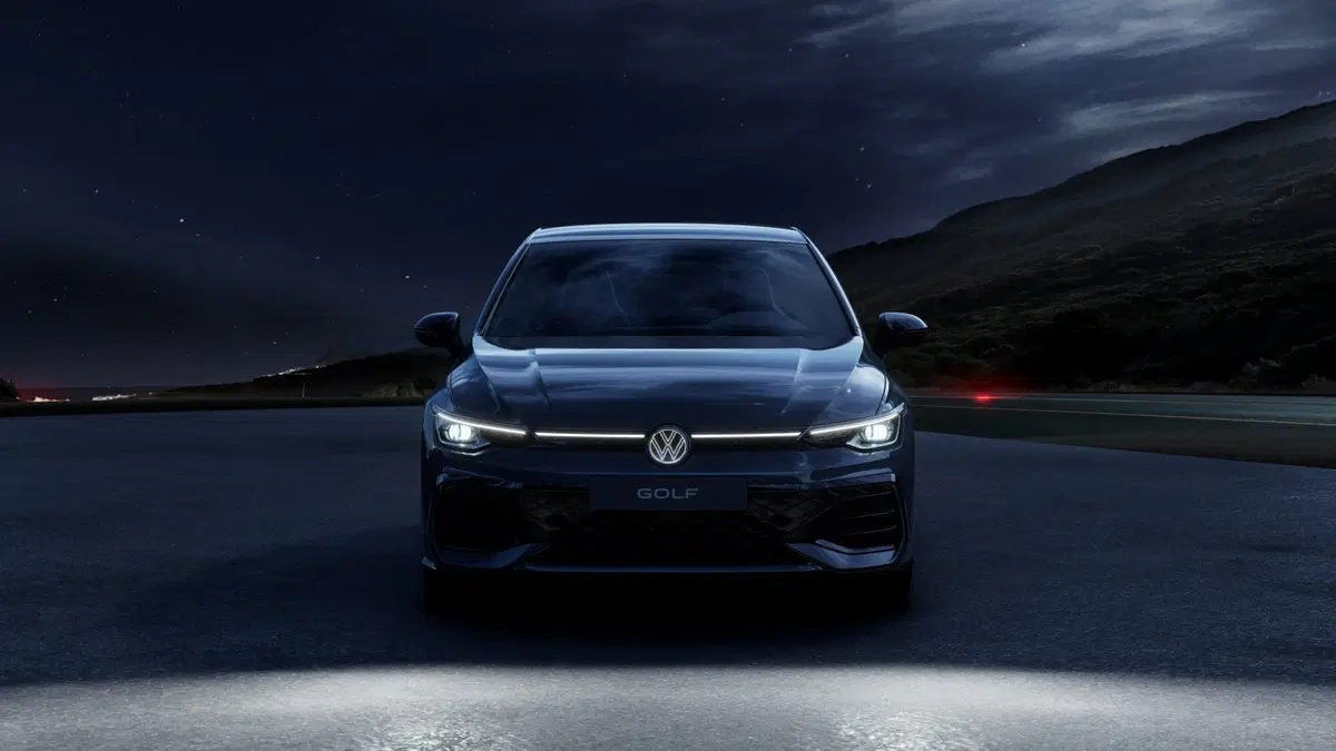 Volkswagen Golf usata a Genova (13)