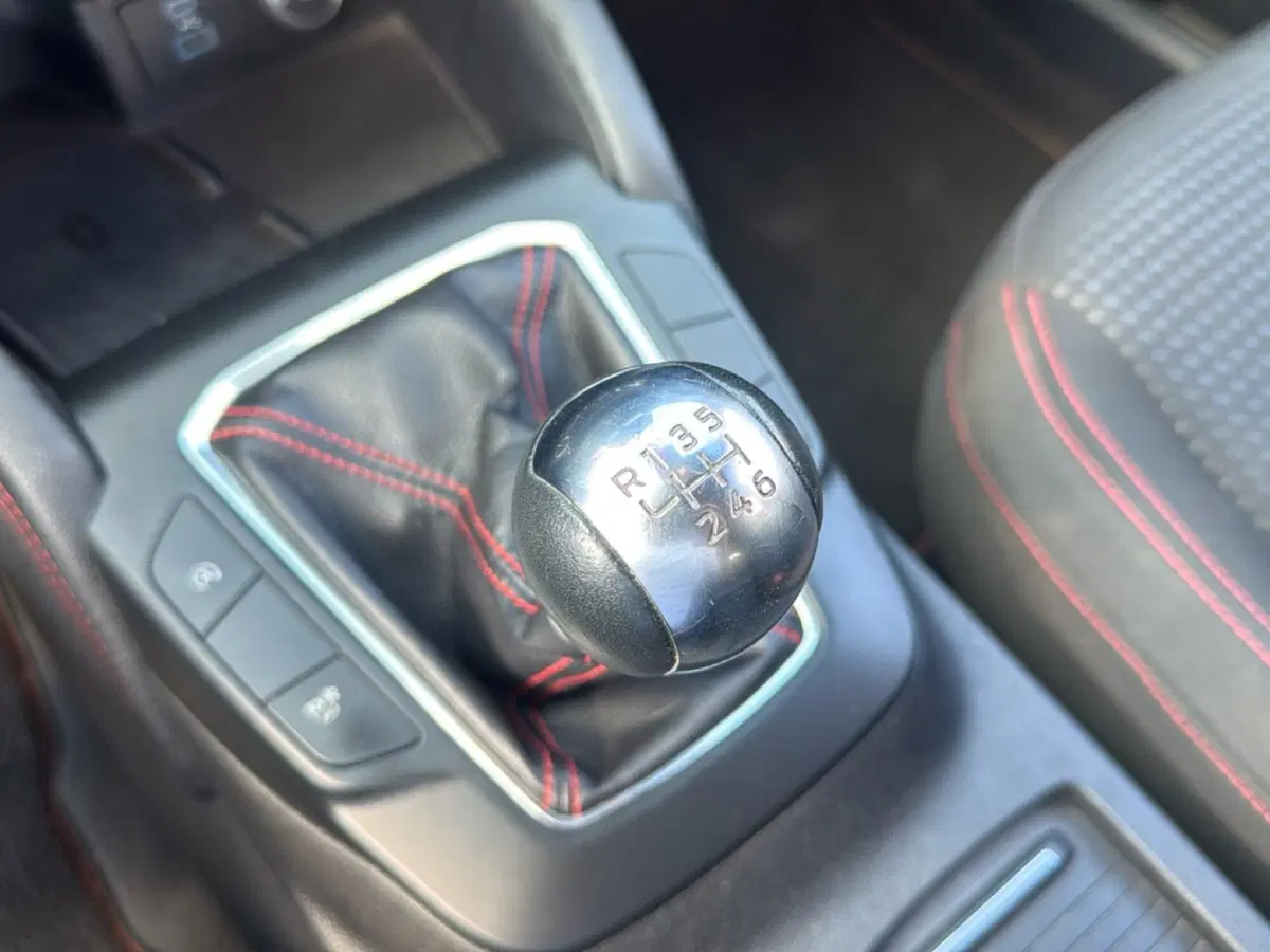 Ford Kuga usata a Terni (13)