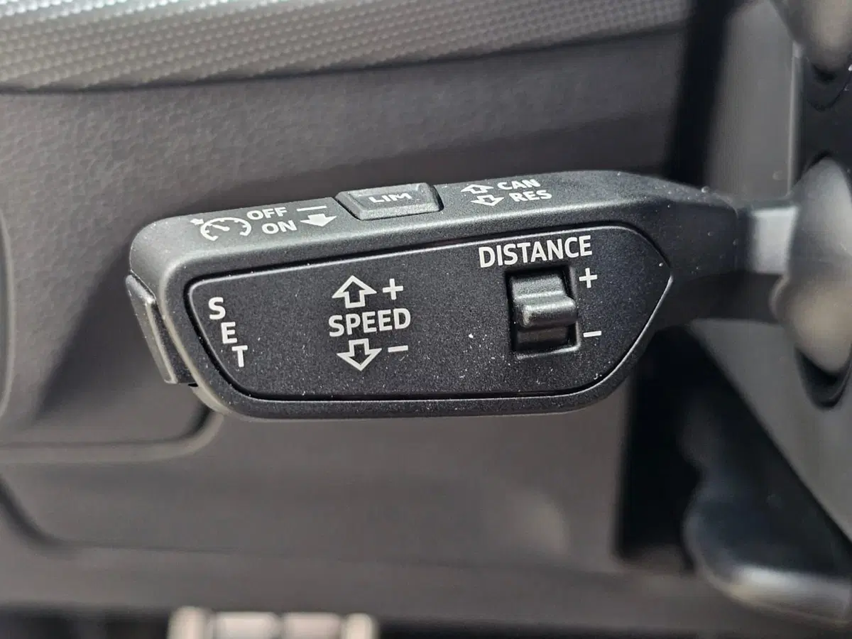 Audi Q2 usata a Bari (14)