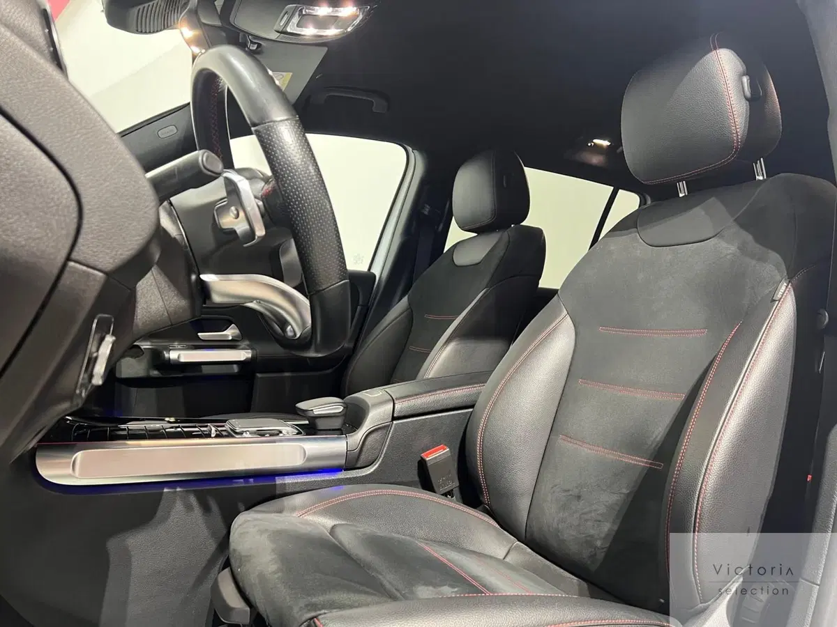 Mercedes-Benz GLB usata a Brescia (10)
