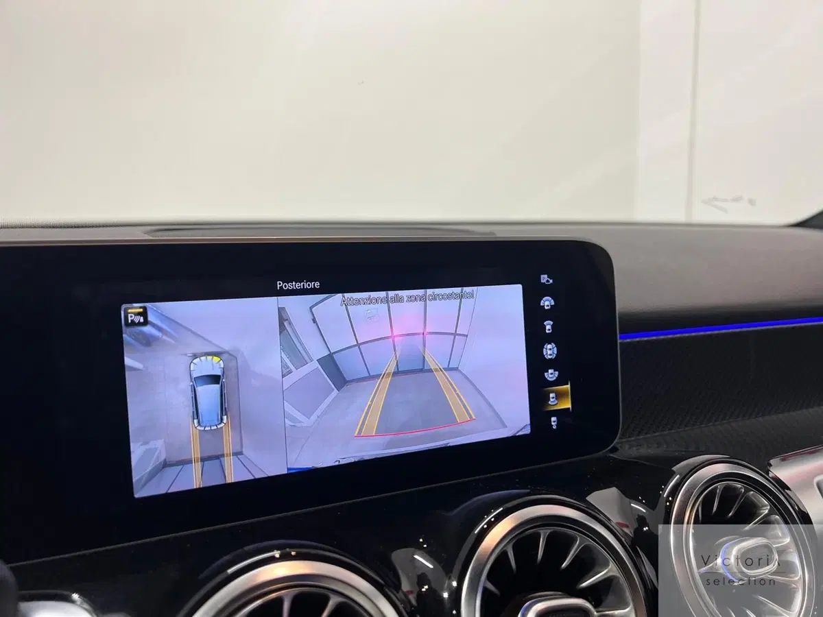 Mercedes-Benz GLB usata a Brescia (13)