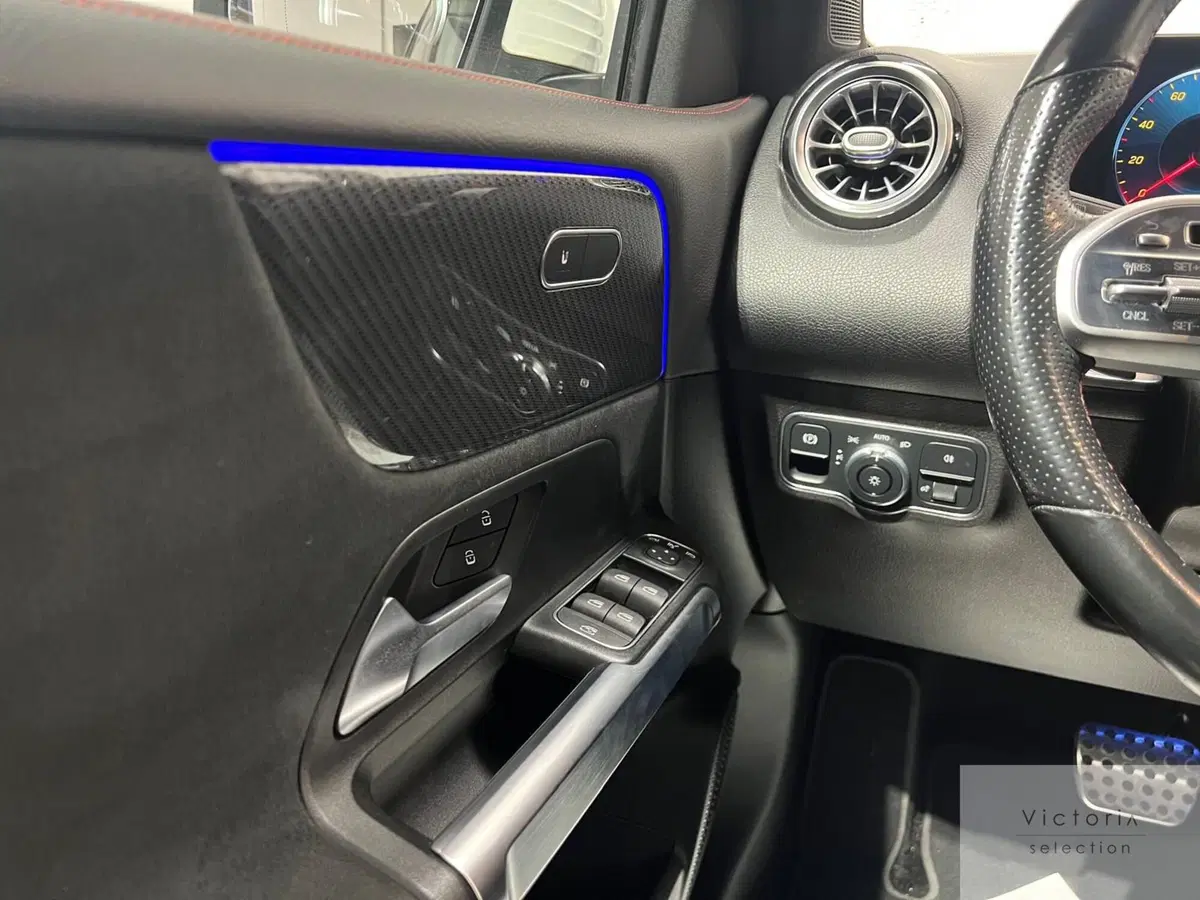 Mercedes-Benz GLB usata a Brescia (9)