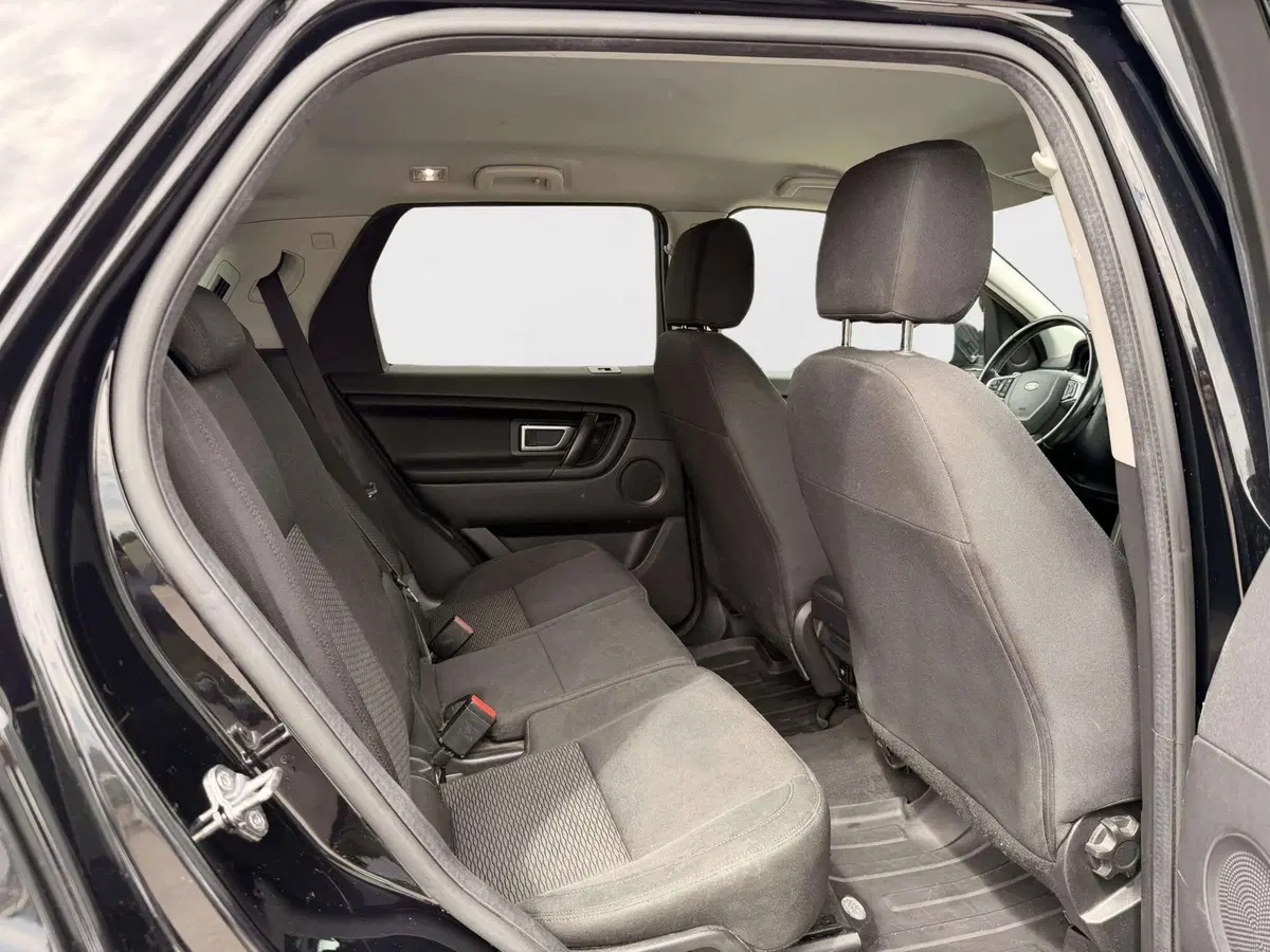 Land Rover Discovery Sport usata a Siena (5)