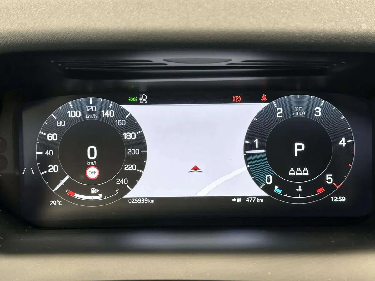 Land Rover Discovery Sport usata a Siena (10)