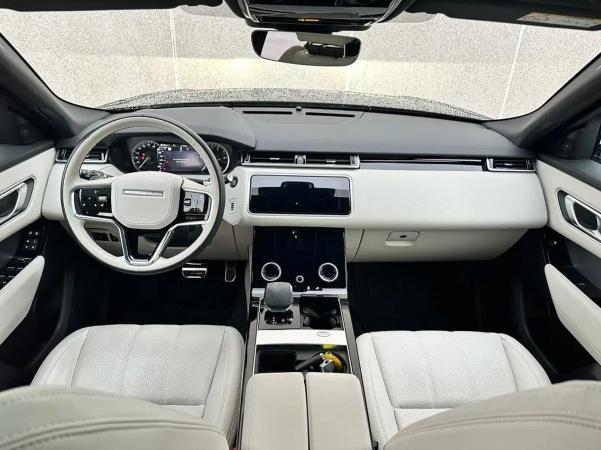 Land Rover Range Rover Velar usata a Pordenone (4)