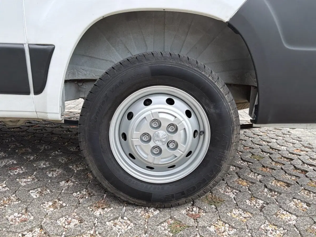 Peugeot Boxer usata a Vicenza (11)
