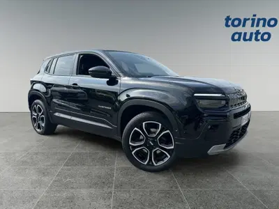 Jeep Avenger 1.2 turbo e-hybrid mhev Summit fwd 110cv edct6 del 2024 usata a Torino