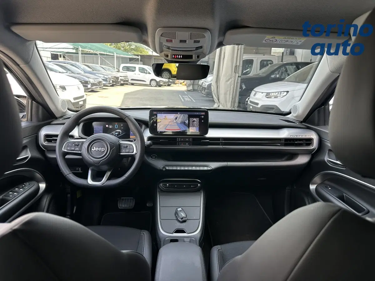 Jeep Avenger usata a Torino (14)