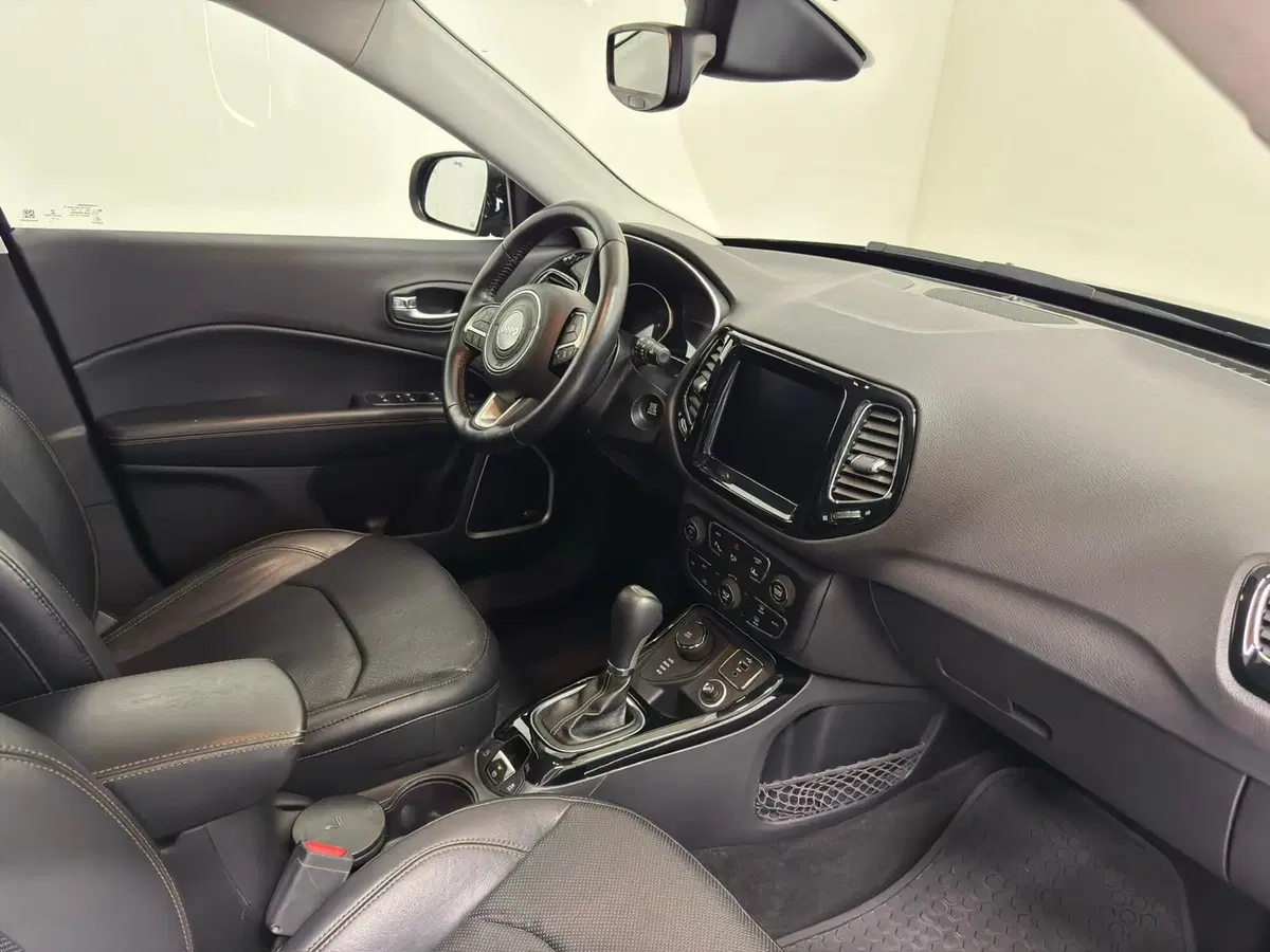 Jeep Compass usata a Novara (13)