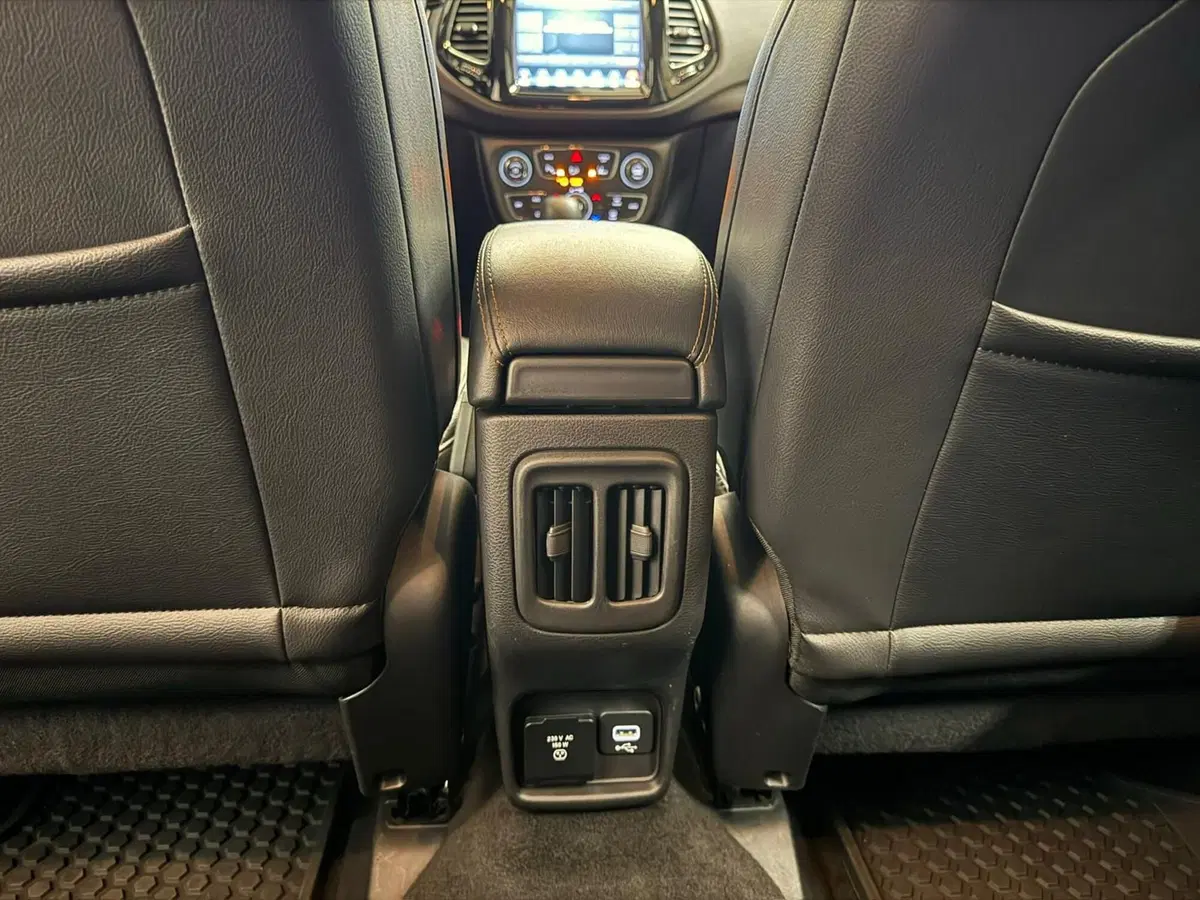 Jeep Compass usata a Novara (16)