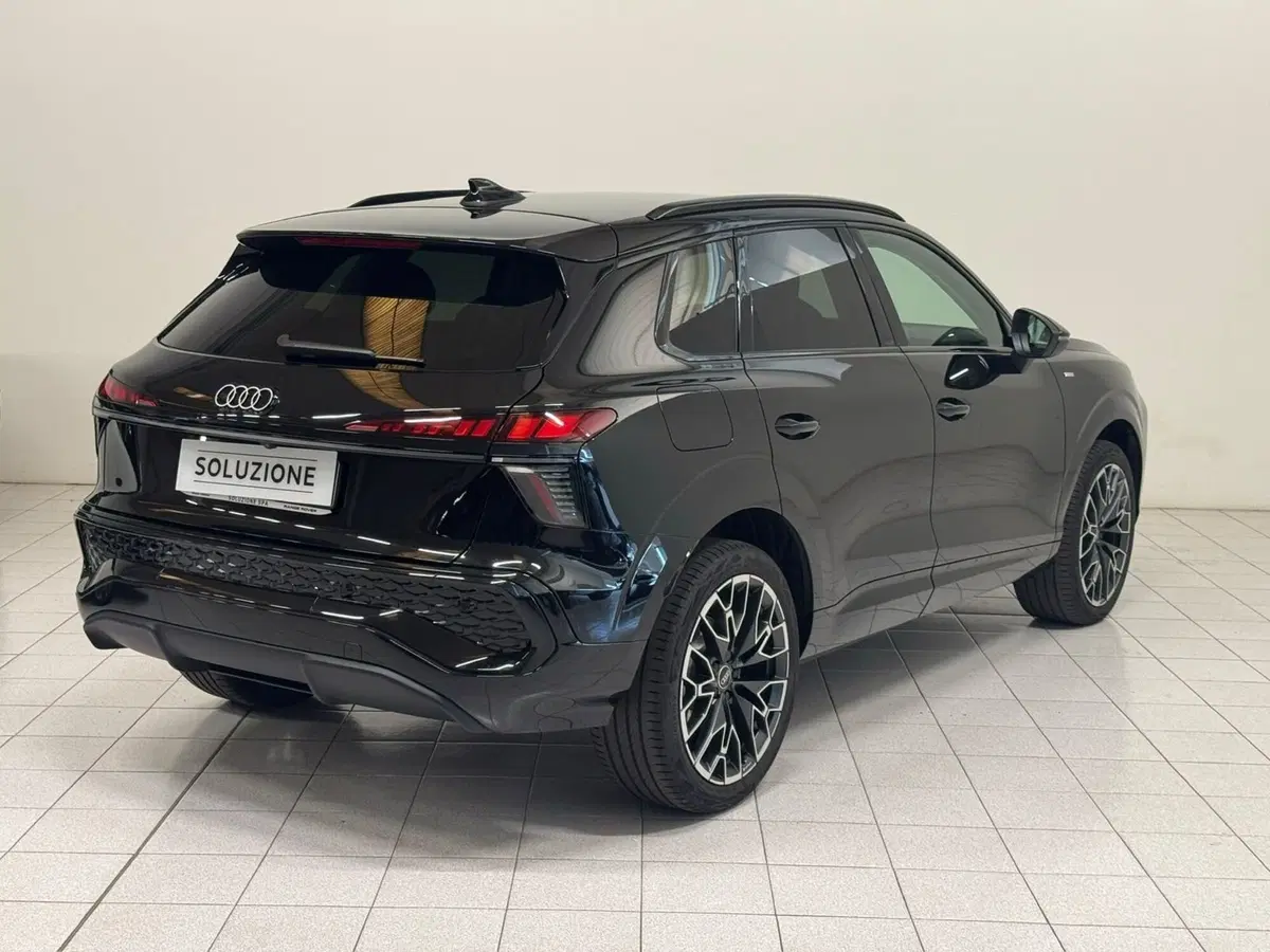 Audi Q3 usata a Novara (2)
