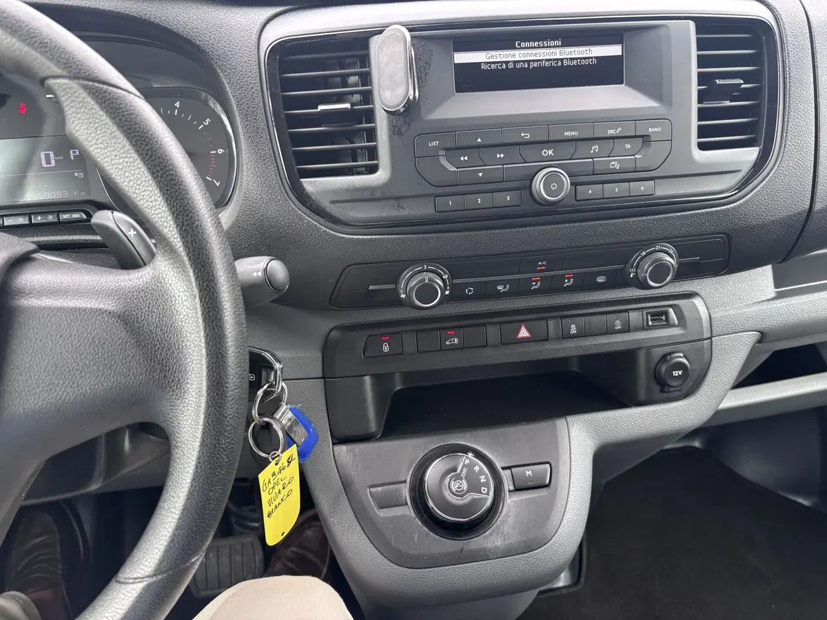 Opel Vivaro Furgone usata a Ancona (18)