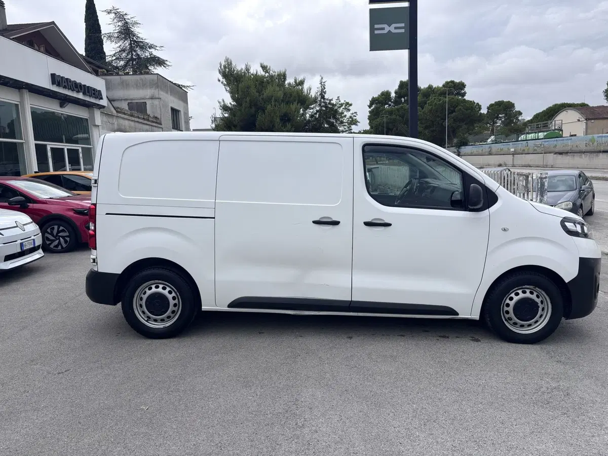 Opel Vivaro Furgone usata a Ancona (4)