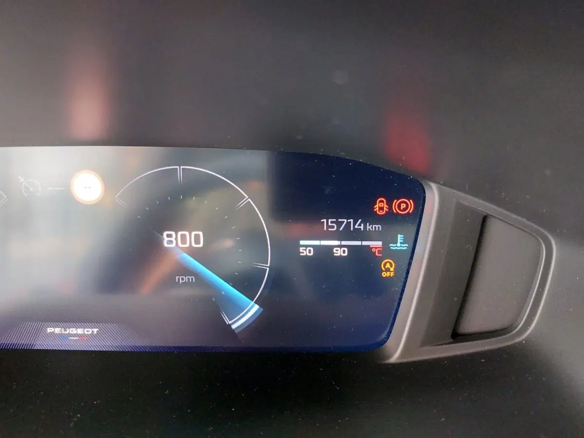 Peugeot 208 usata a Pavia (11)