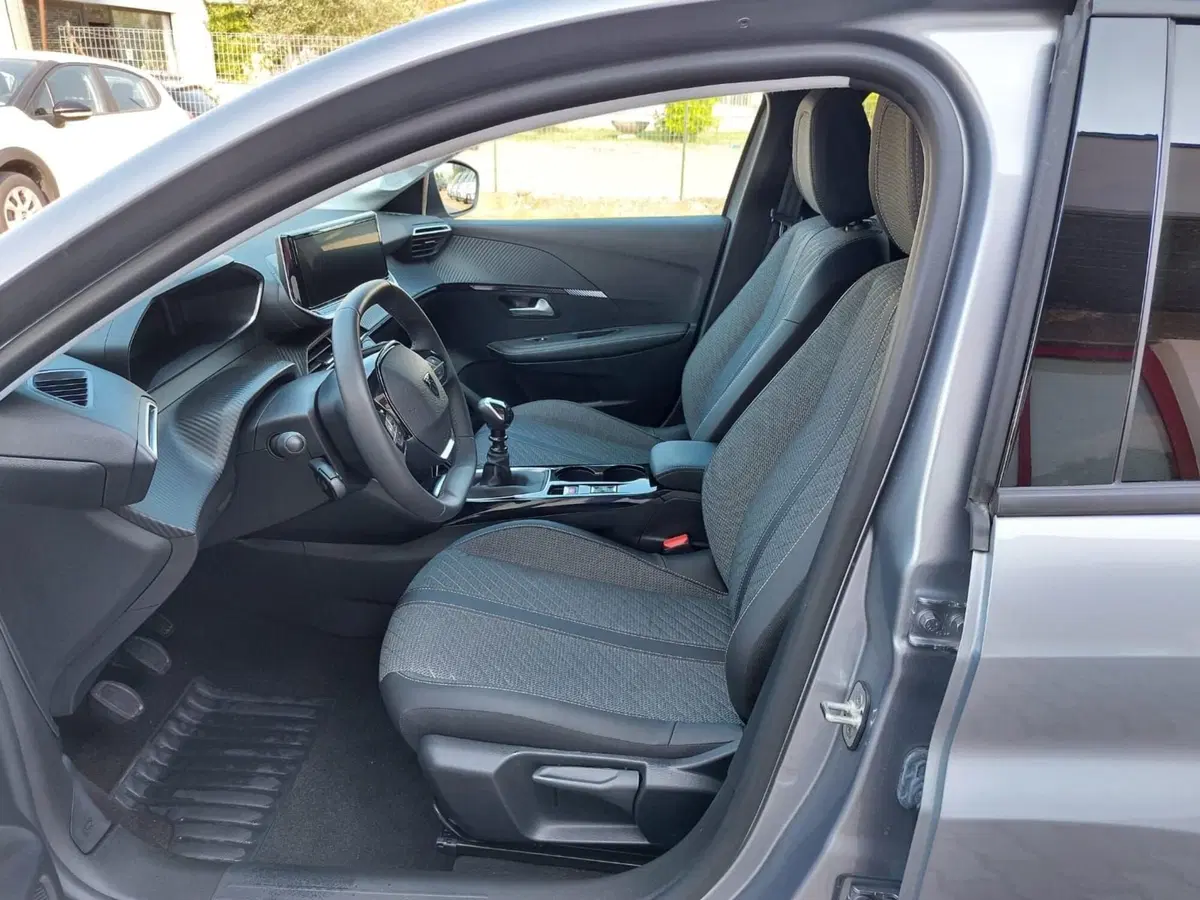 Peugeot 208 usata a Pavia (3)