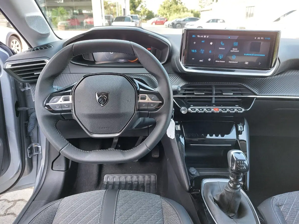 Peugeot 208 usata a Pavia (6)