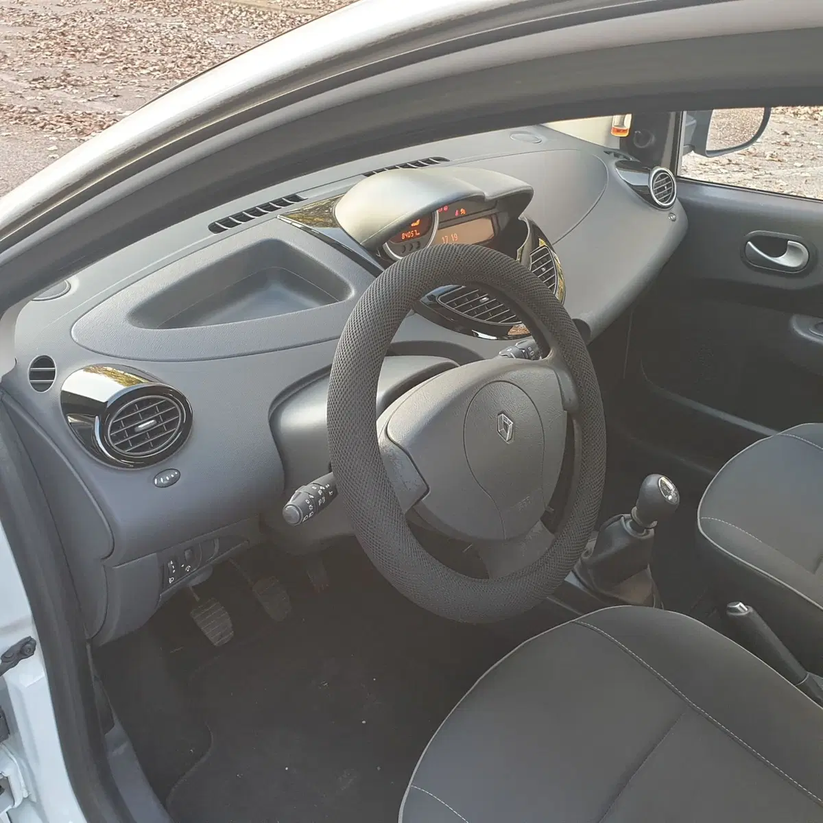Renault Twingo usata a Padova (9)