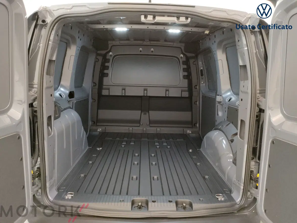 Volkswagen Veicoli Commerciali Caddy Furgone nuova a Varese (10)