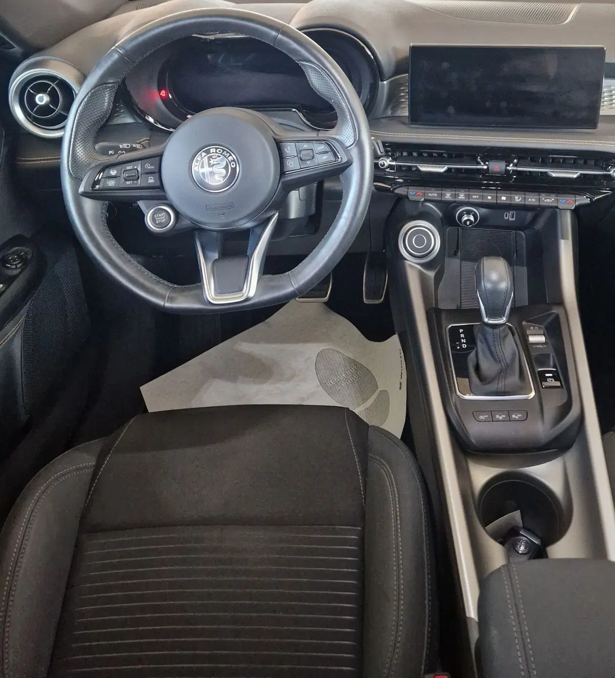 Alfa Romeo Tonale usata a Terni (11)