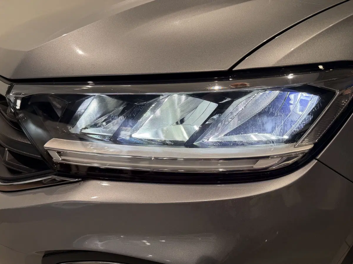 Volkswagen T-Roc usata a Genova (15)