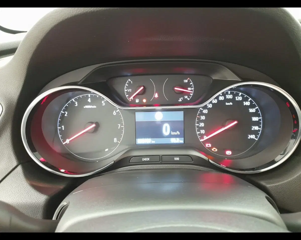 Opel Grandland X usata a Alessandria (10)