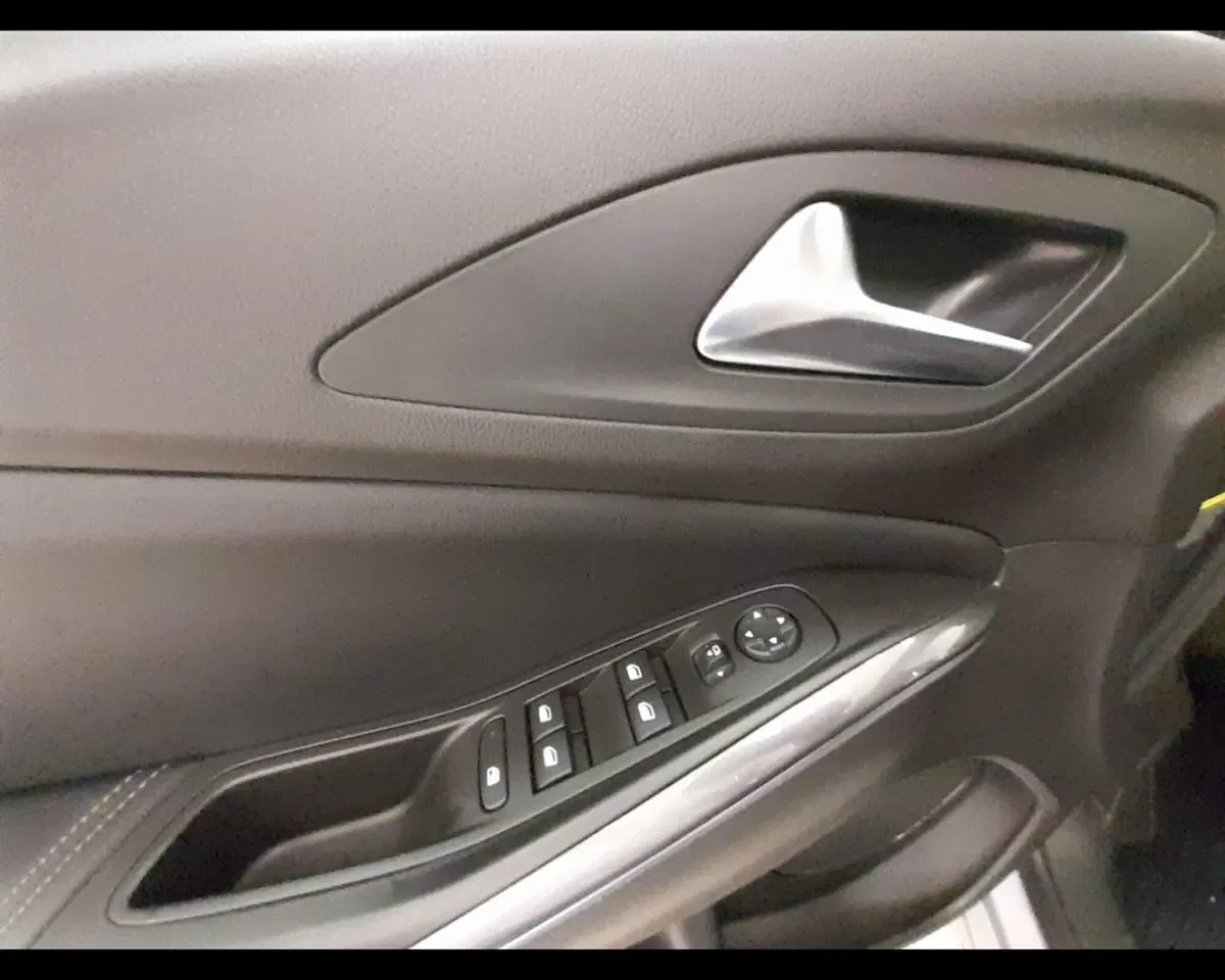 Opel Grandland X usata a Alessandria (18)