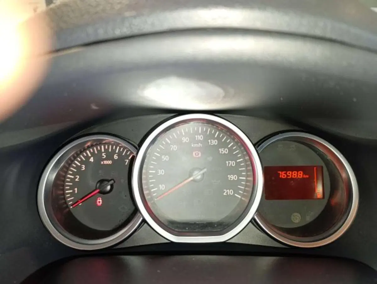 Dacia Sandero usata a Savona (17)