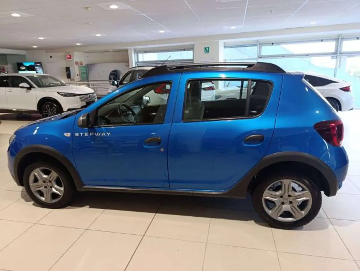 Dacia Sandero usata a Savona (3)