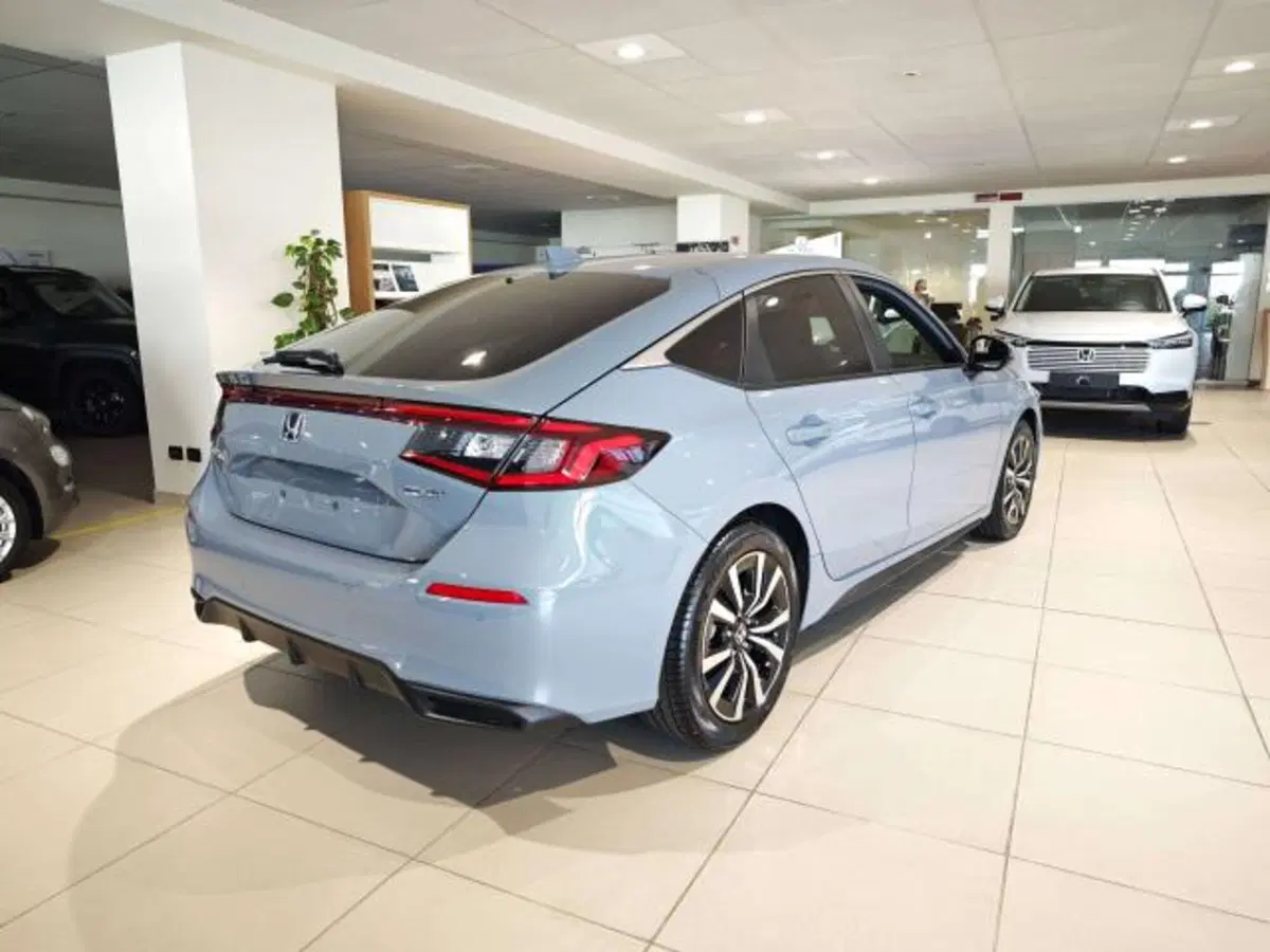 Honda Civic nuova a Savona (6)