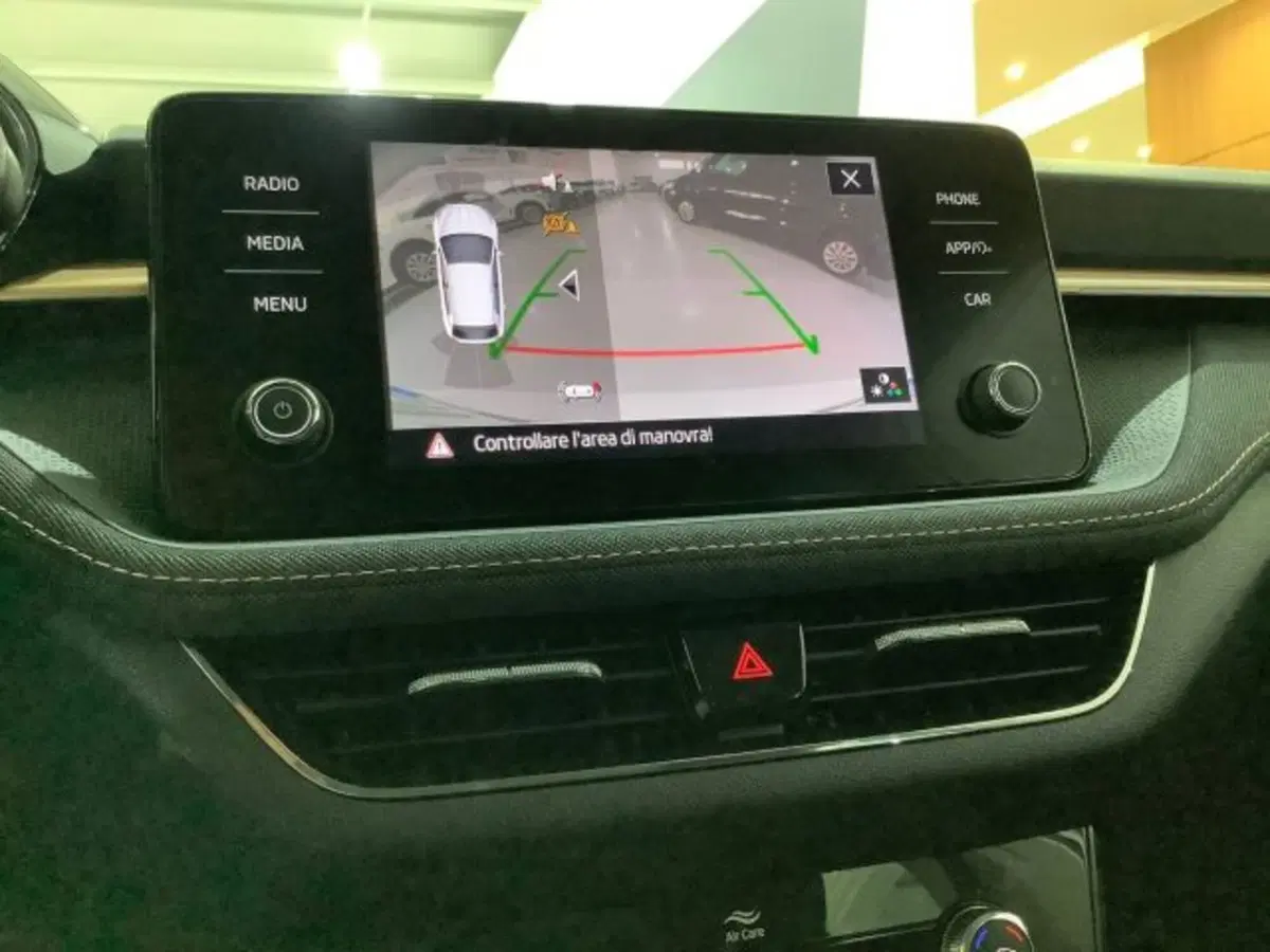 Skoda Fabia usata a Catania (17)