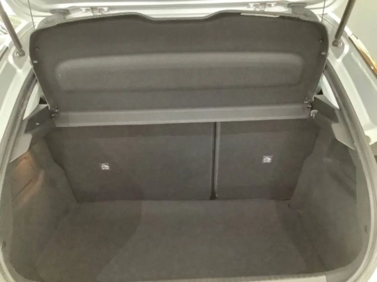 Opel Corsa usata a Catania (12)
