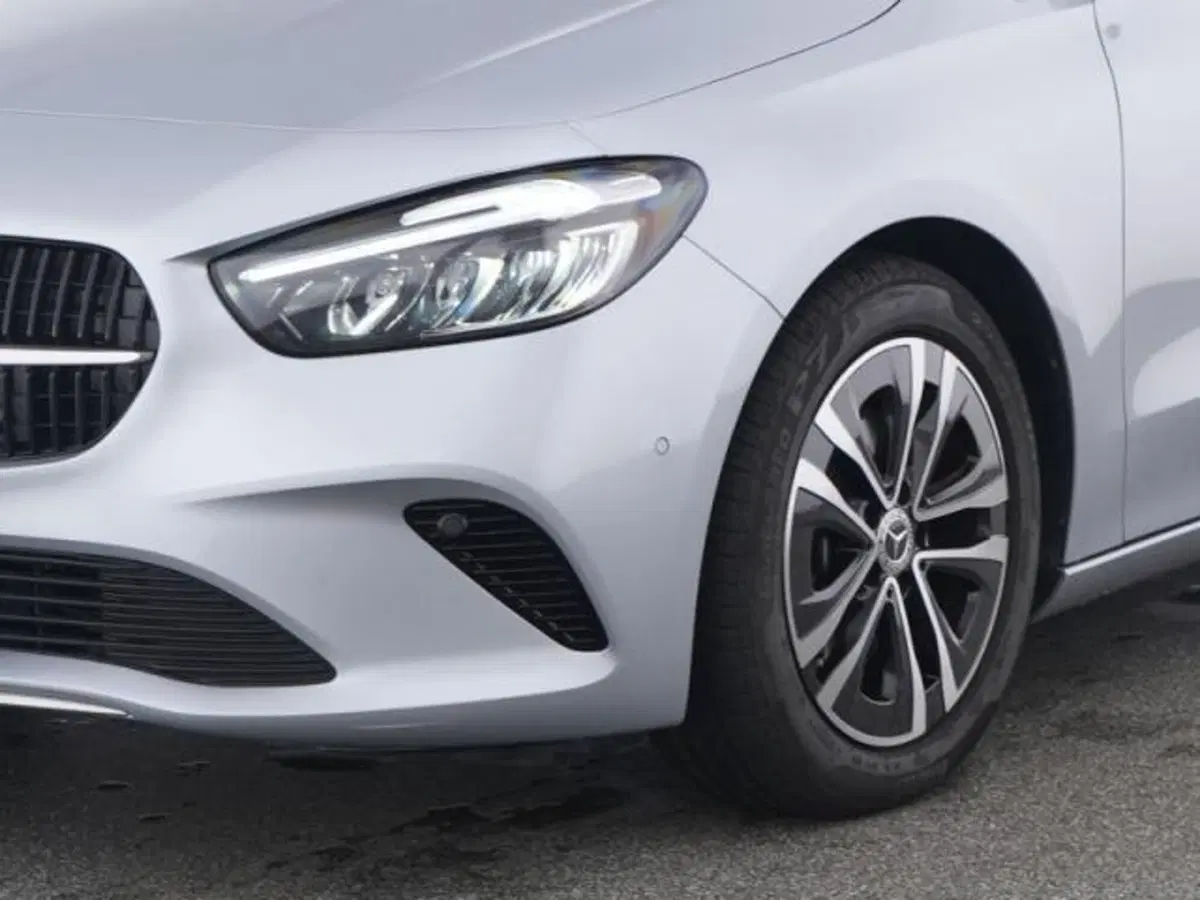 Mercedes-Benz Classe B usata a Milano (3)