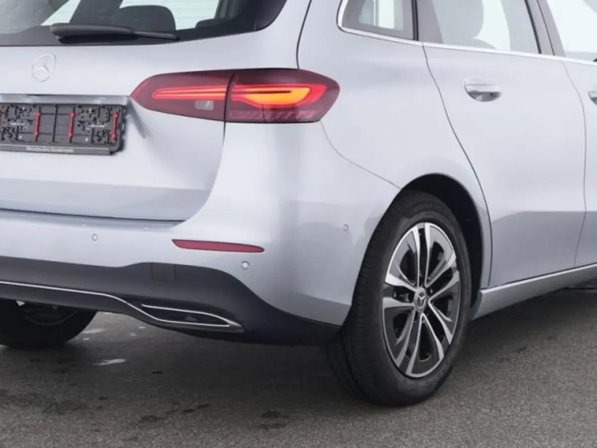 Mercedes-Benz Classe B usata a Milano (4)