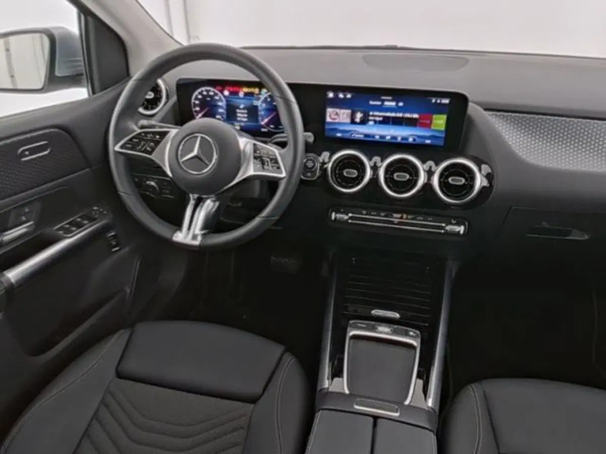Mercedes-Benz Classe B usata a Milano (9)