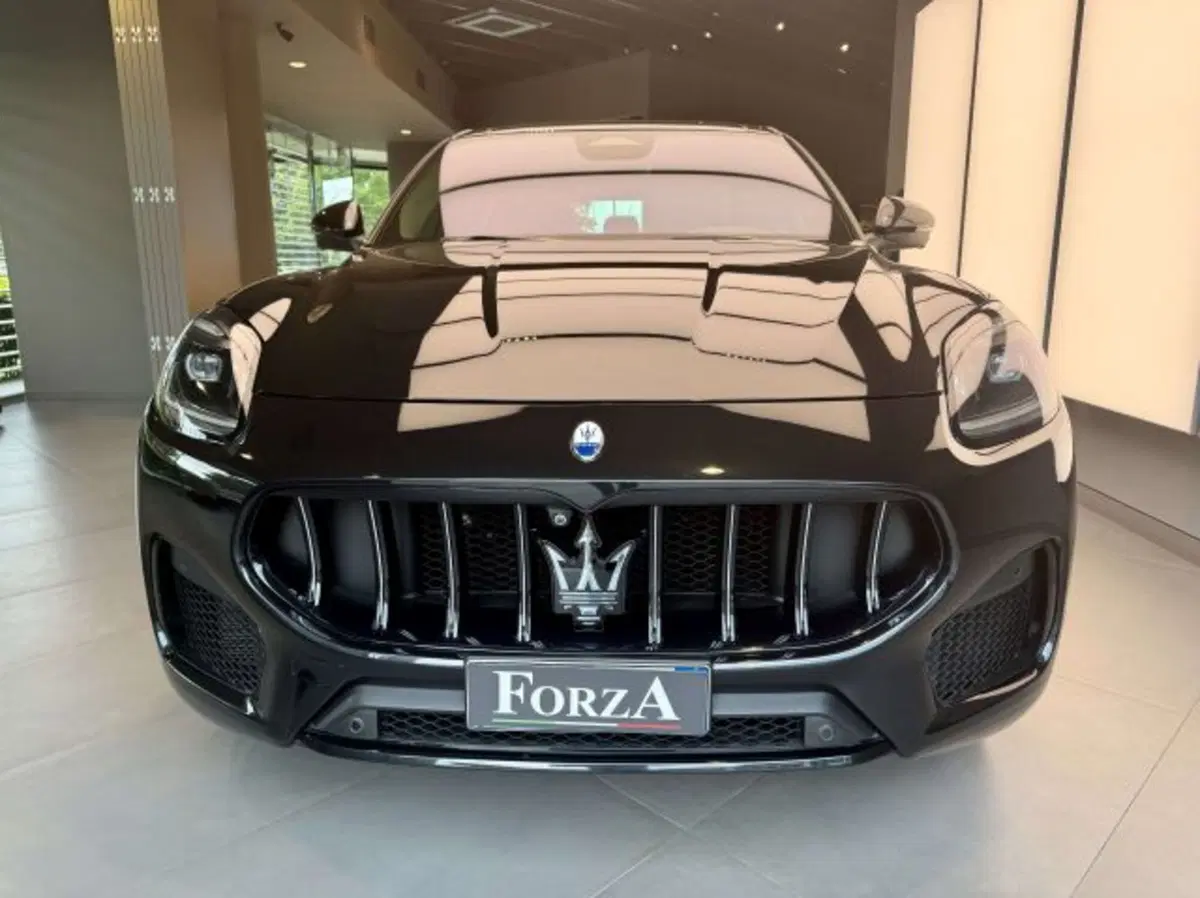 Maserati Grecale usata a Torino (2)