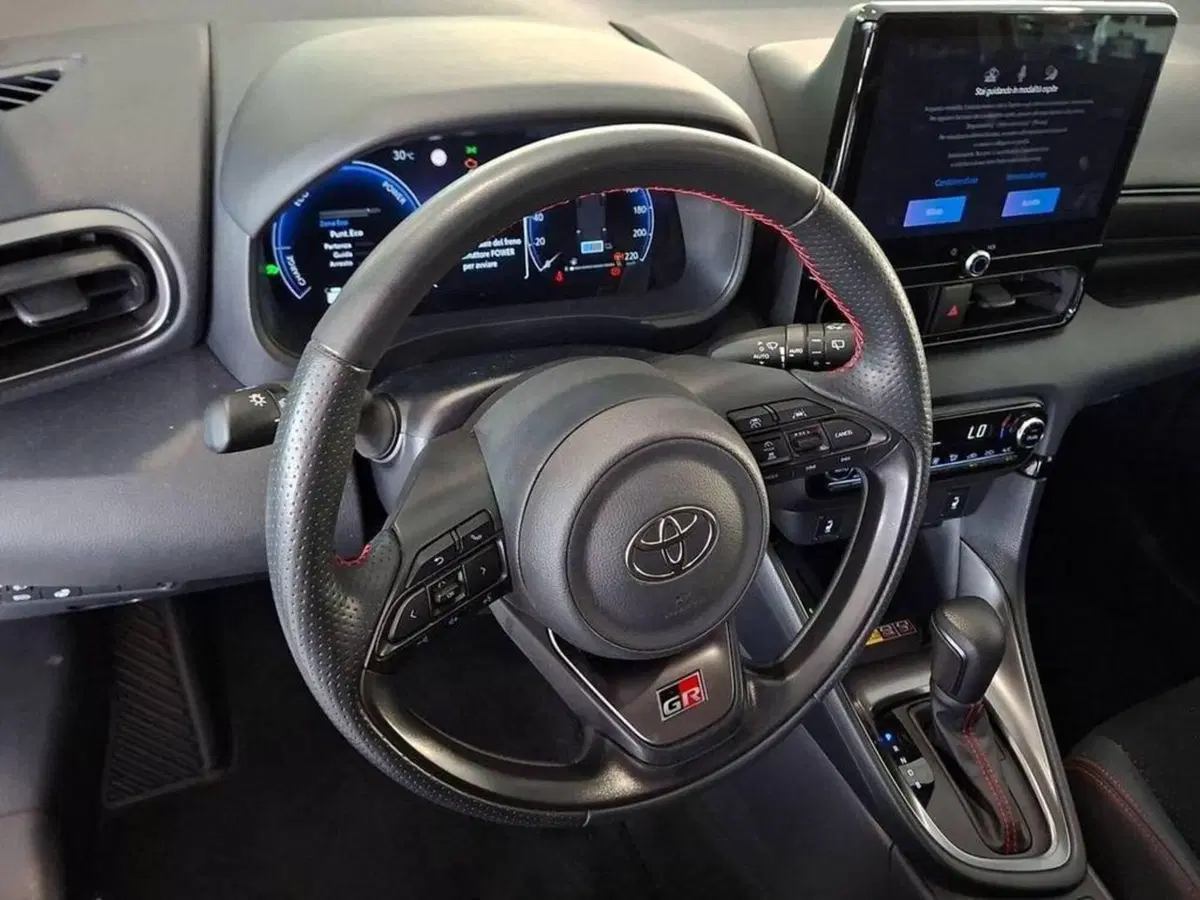 Toyota Yaris Cross usata a Torino (10)